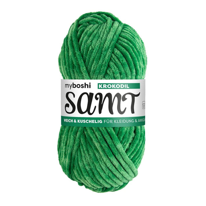 Oppdag Myboshi Samt Chenillegarn – mykt, slitesterkt og perfekt for amigurumi, puter og mer! 100g nøster med 100 meter, OEKO-TEX-sertifisert.

