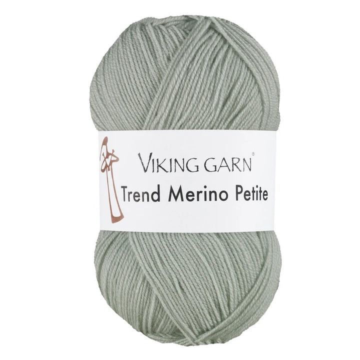 trend merino petite i fargen støvet lys gronn 334 